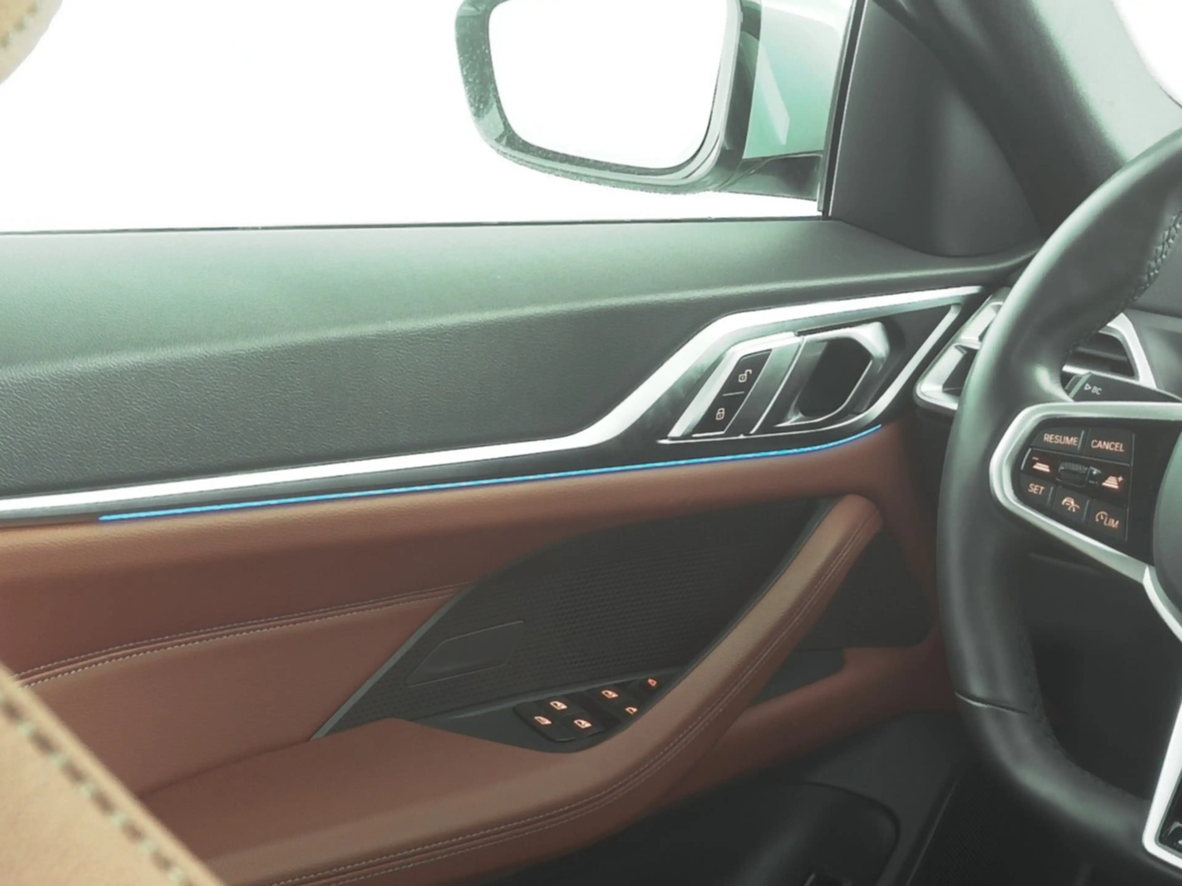 BMW i4 eDrive40 M Sport *SOH 94.3%* LEDER | Full LED | CA — photo 7