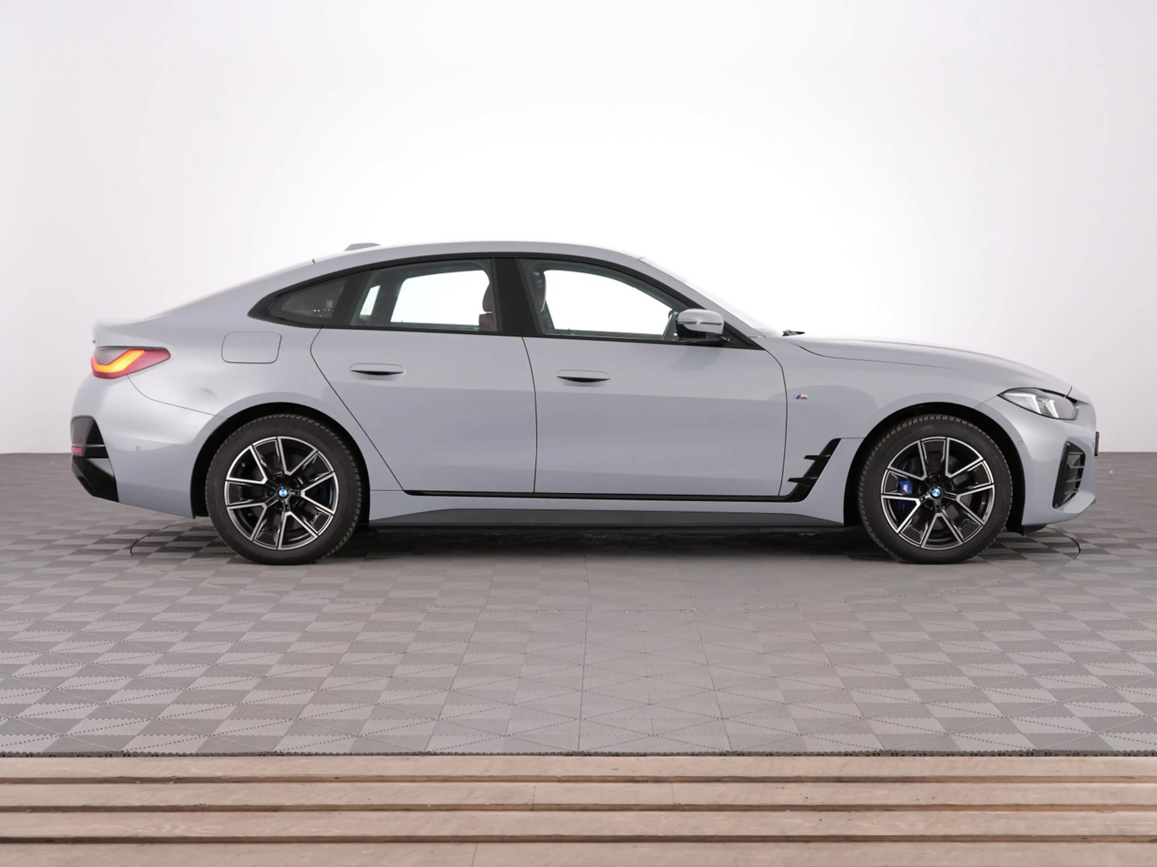 BMW i4 eDrive40 M Sport *SOH 94.3%* LEDER | Full LED | CA — photo 20
