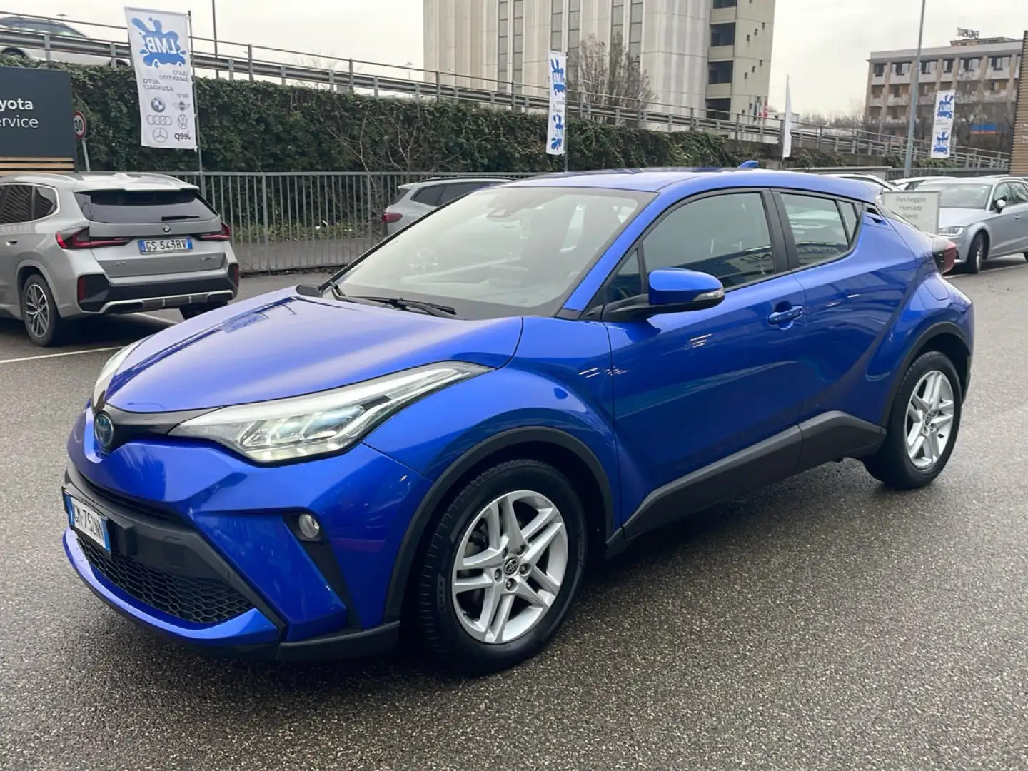 Toyota C-HR C-HR 1.8 Hybrid E-CVT Business Bleu - 1