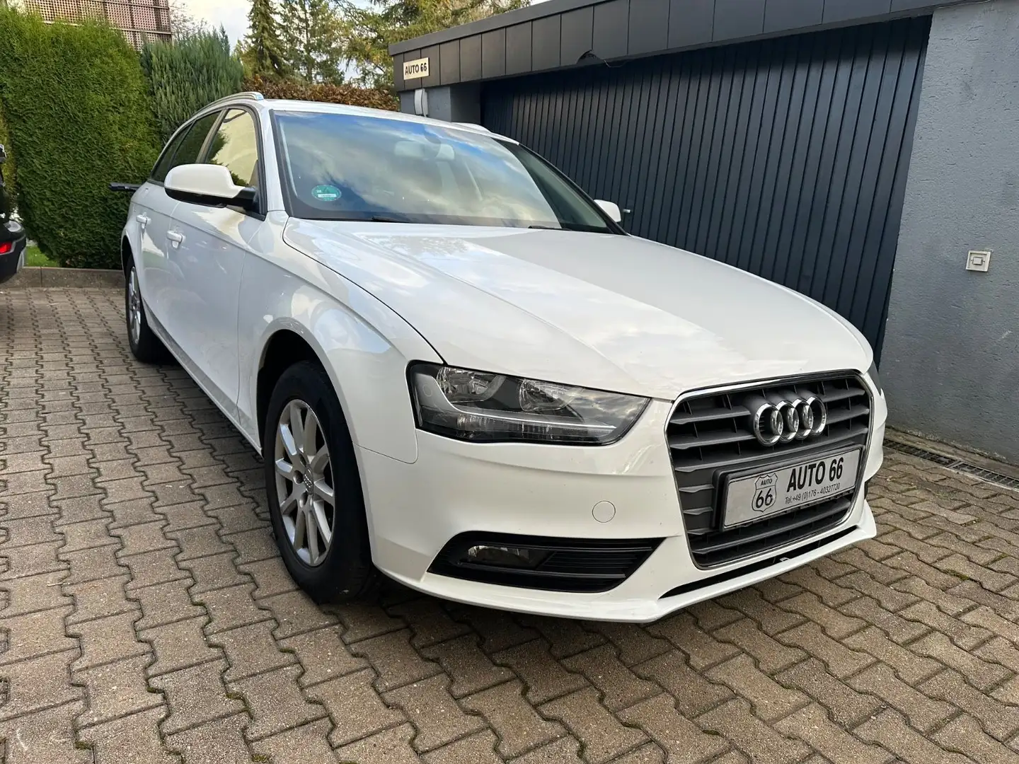 Audi A4 1.8 TFSI Avant Attraction| Navi|MFL|PDC| 8Fach Weiß - 1