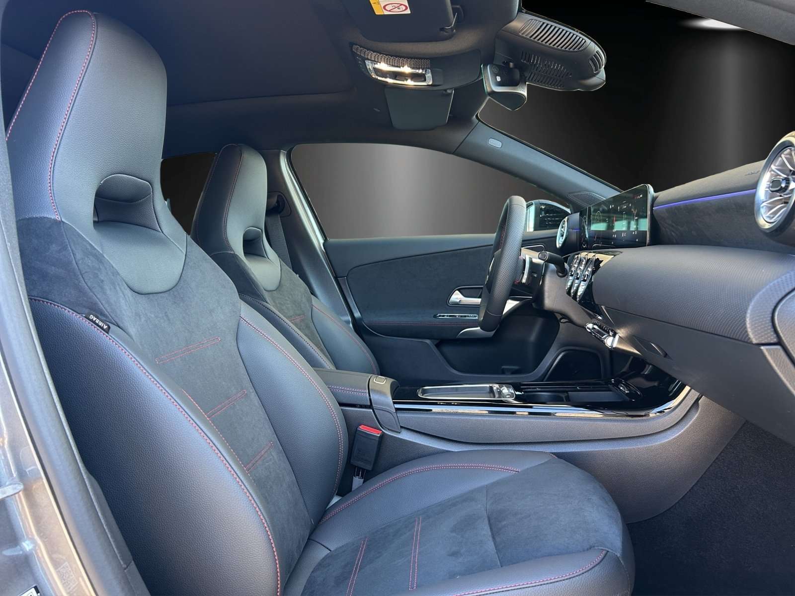 Mercedes-Benz A 220