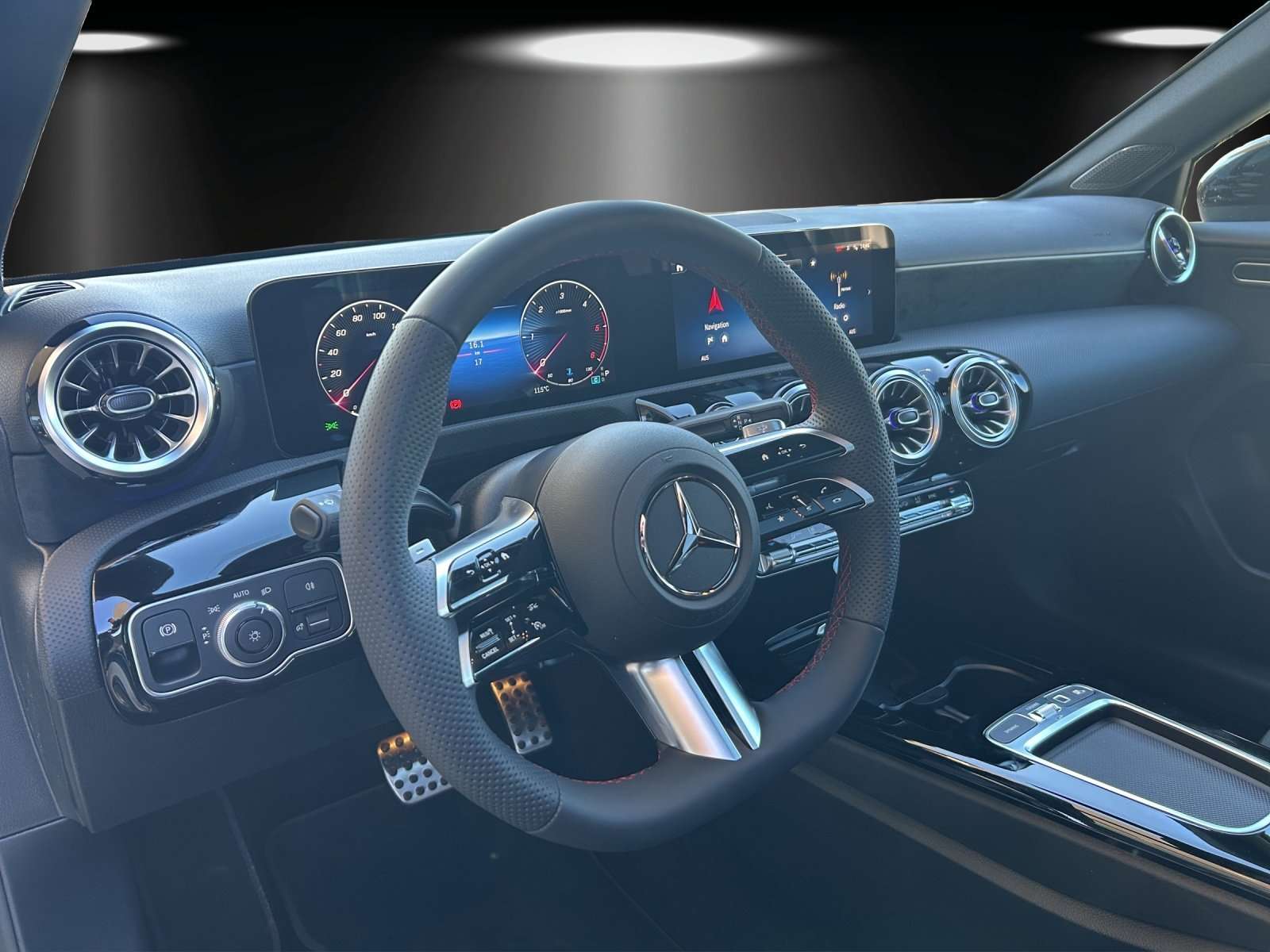 Mercedes-Benz A 220