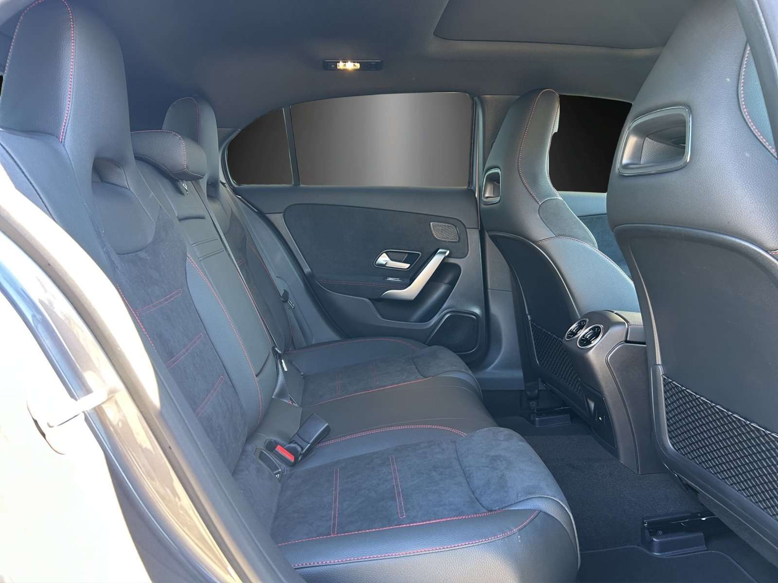 Mercedes-Benz A 220
