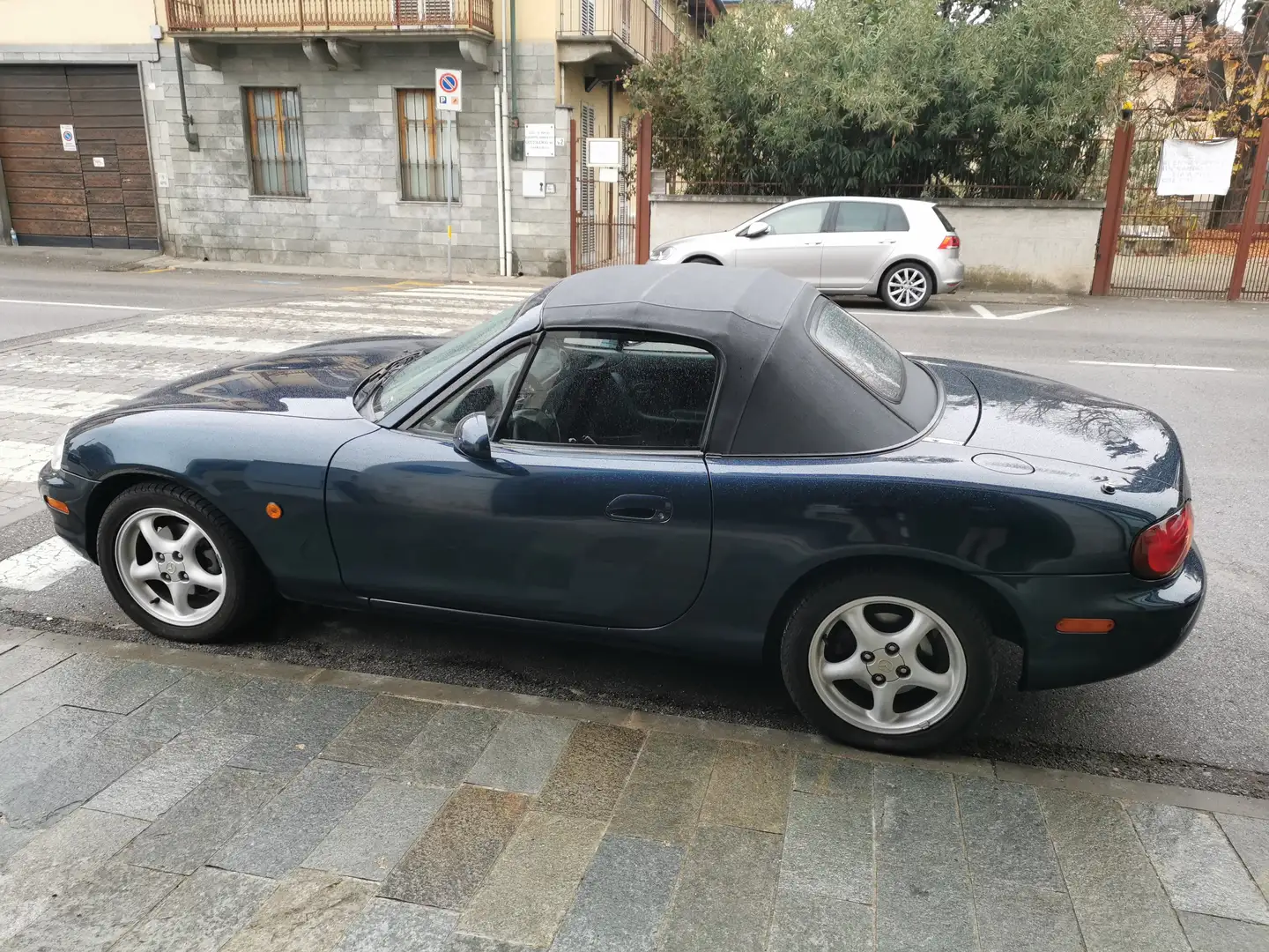 Mazda MX-5 1.6i 16v - 1