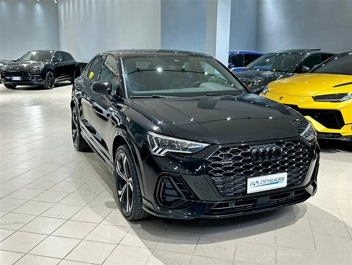 Audi Q3 40 2.0 tdi S line edition quattro 200cv s-tronic Noir - 1