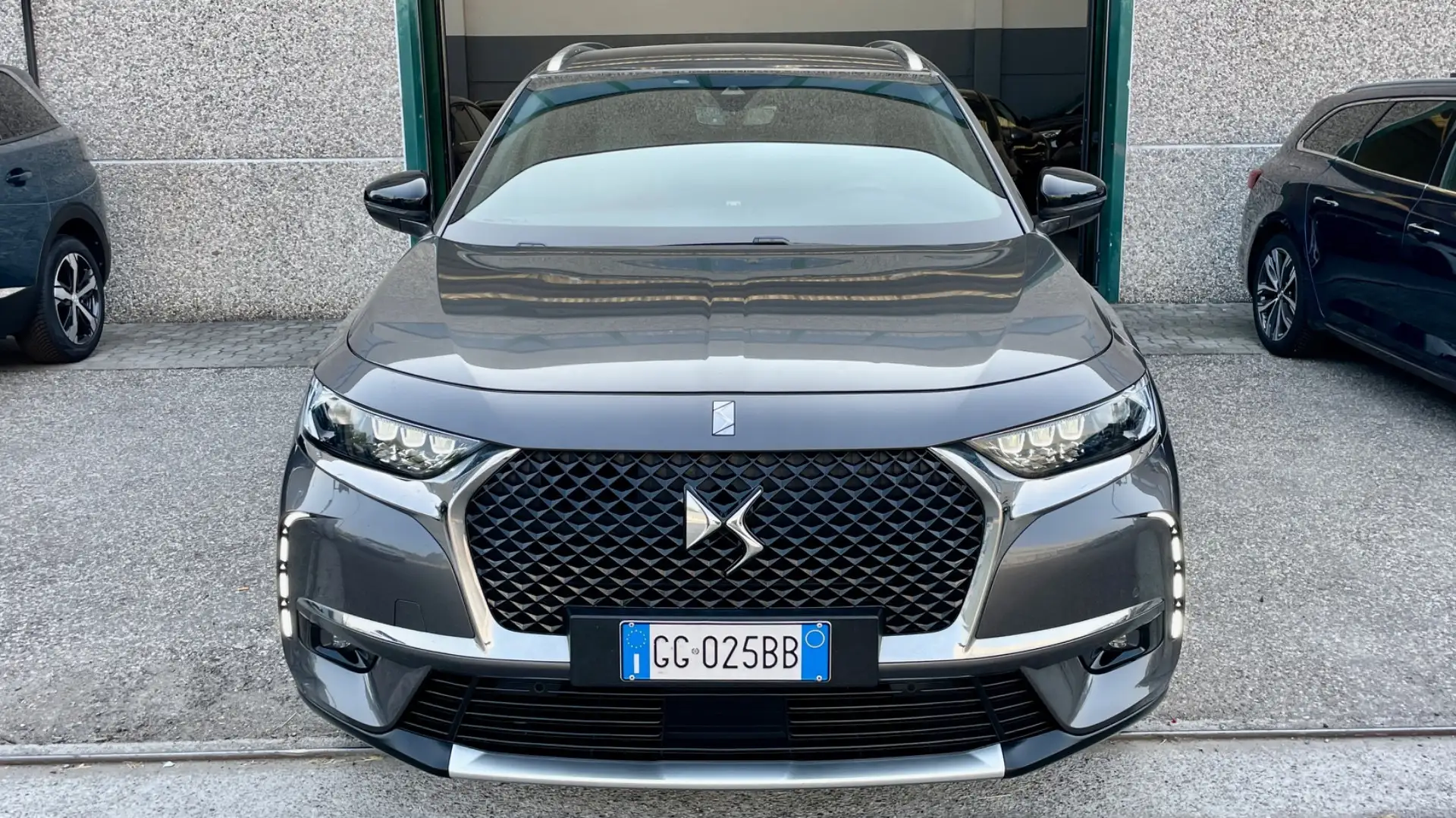 DS Automobiles DS 7 Crossback DS 7 Crossback BlueHDi 130 aut. Grand Chic Gris - 2