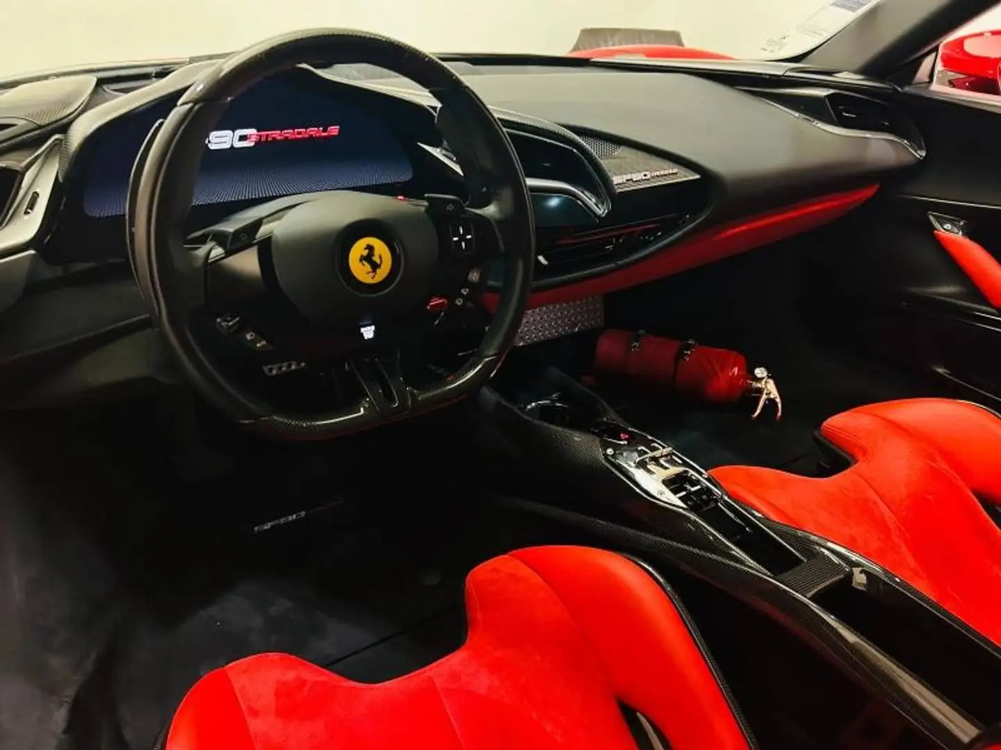 Ferrari SF90 Stradale ASSETTO FIORANO Rot - 2