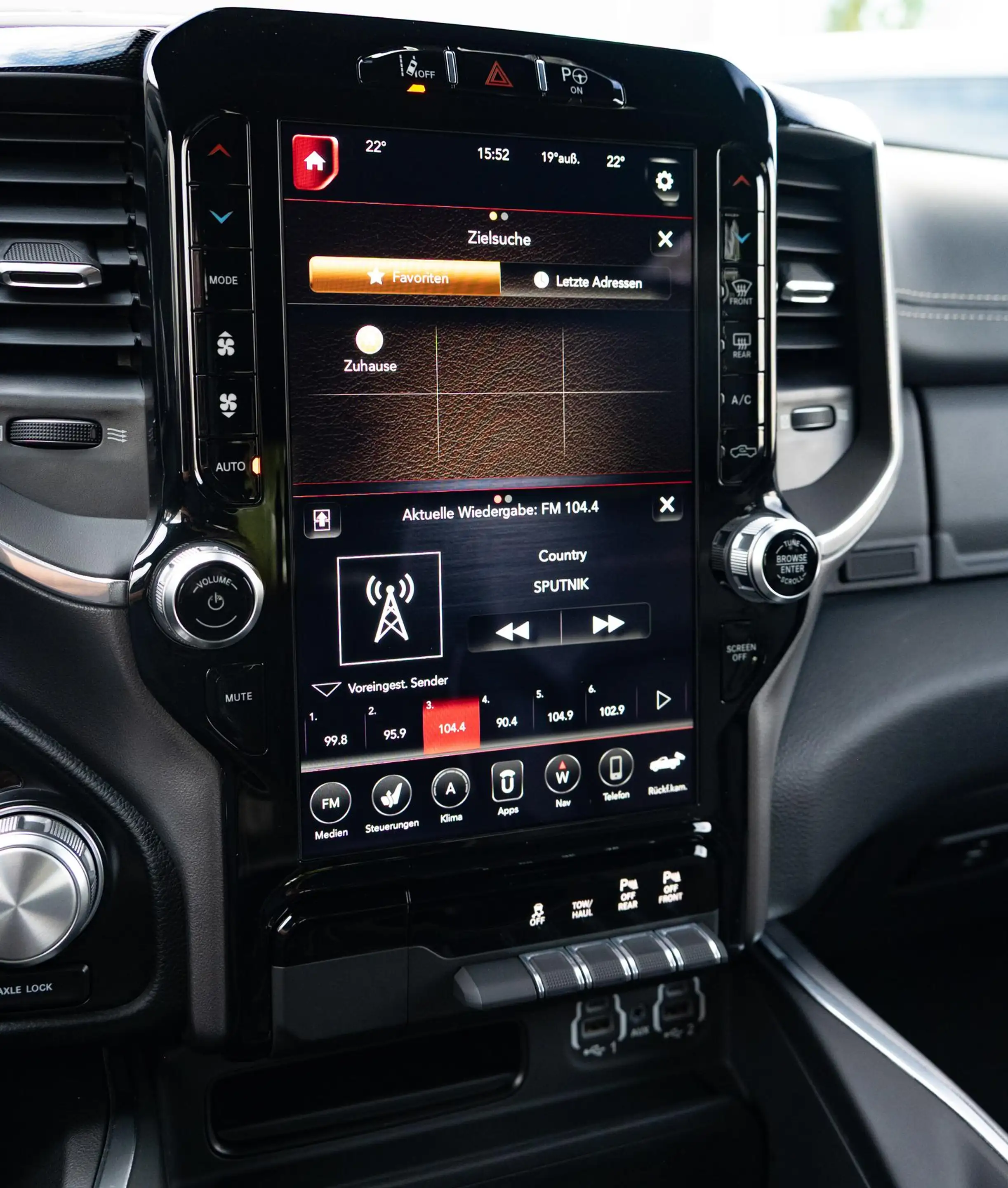 Dodge RAM 5,7l Laramie Night,LPG,LED,Bügel — photo 14
