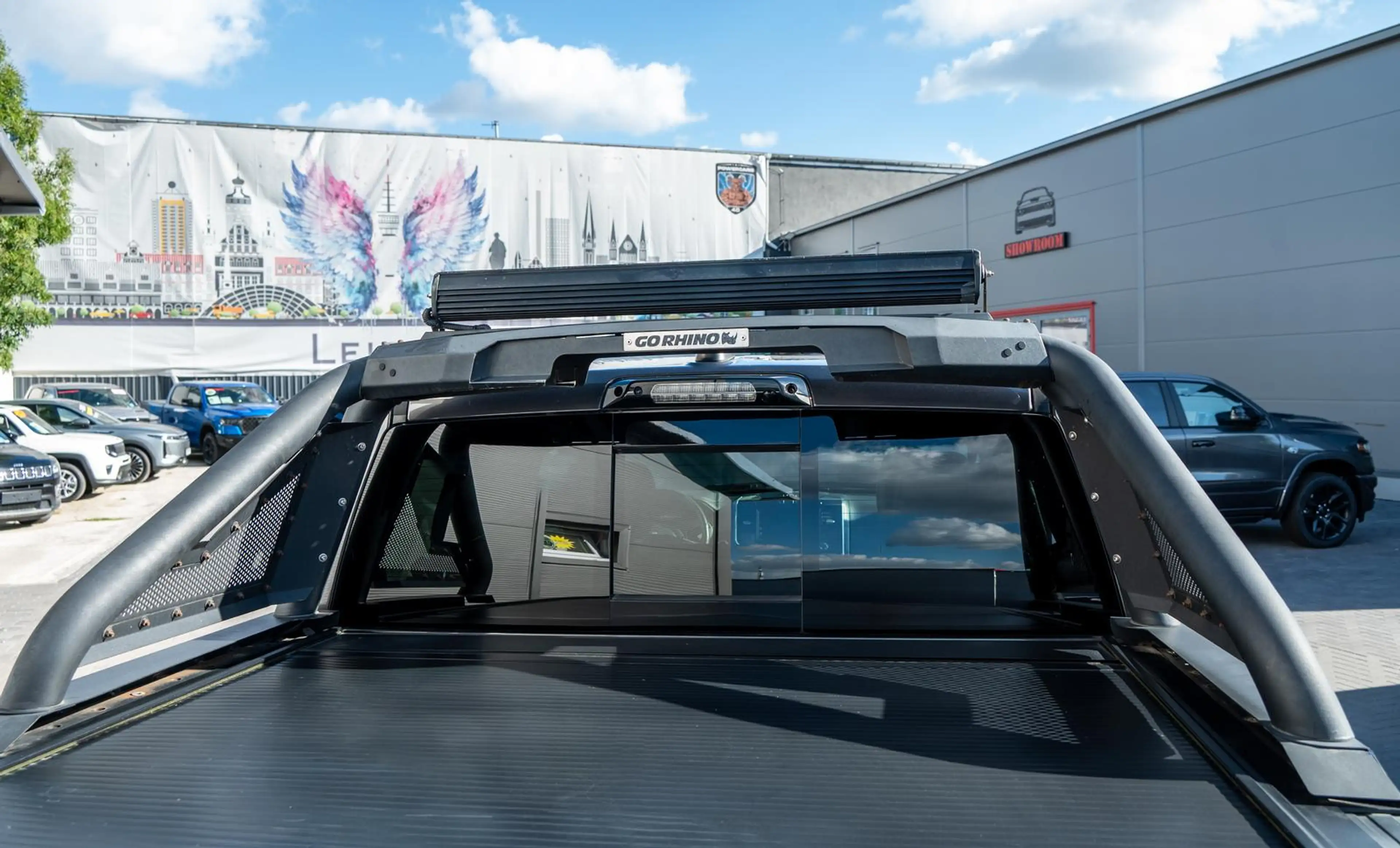 Dodge RAM 5,7l Laramie Night,LPG,LED,Bügel — photo 10
