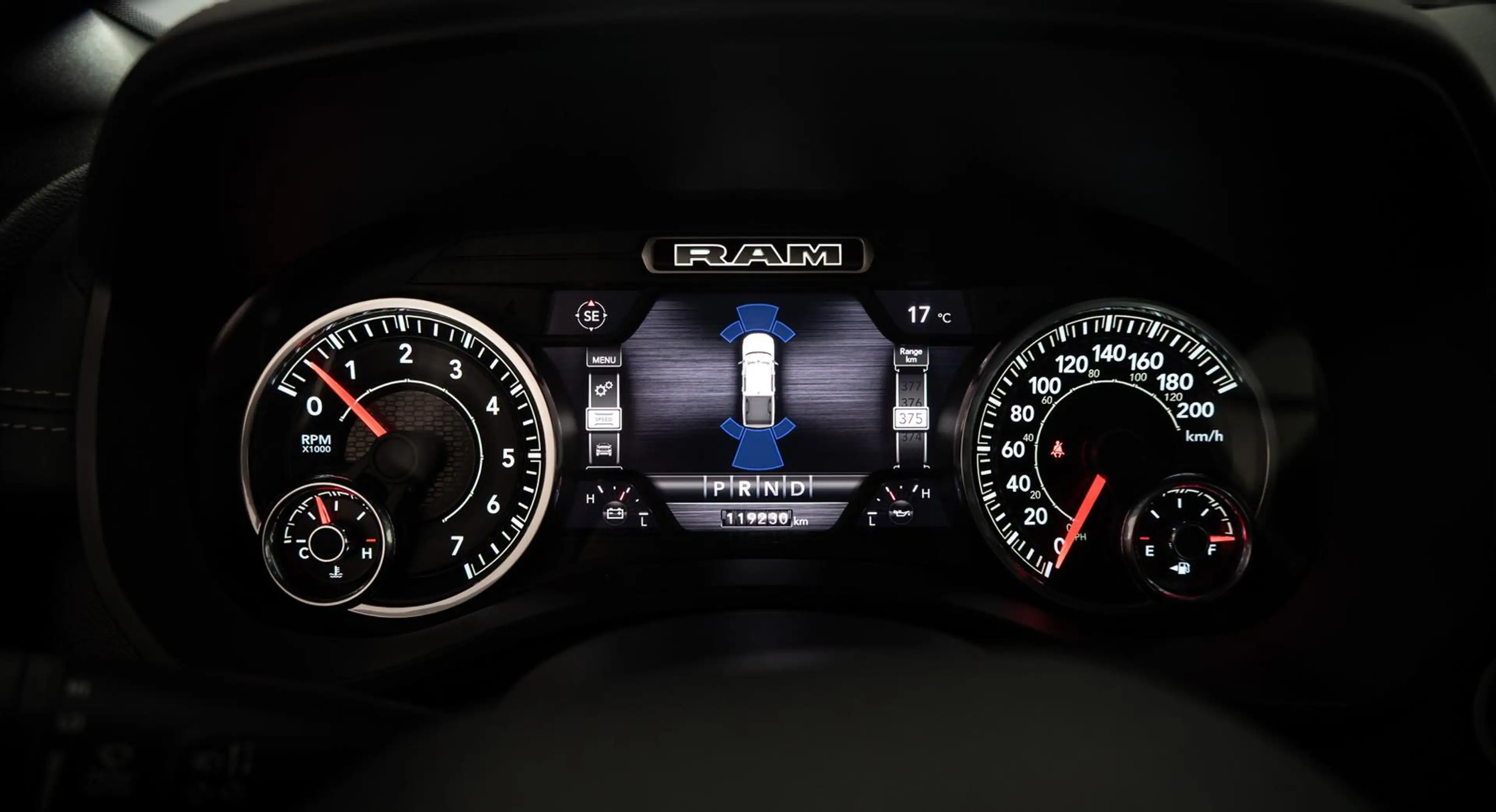 Dodge RAM 5,7l Laramie Night,LPG,LED,Bügel — photo 13