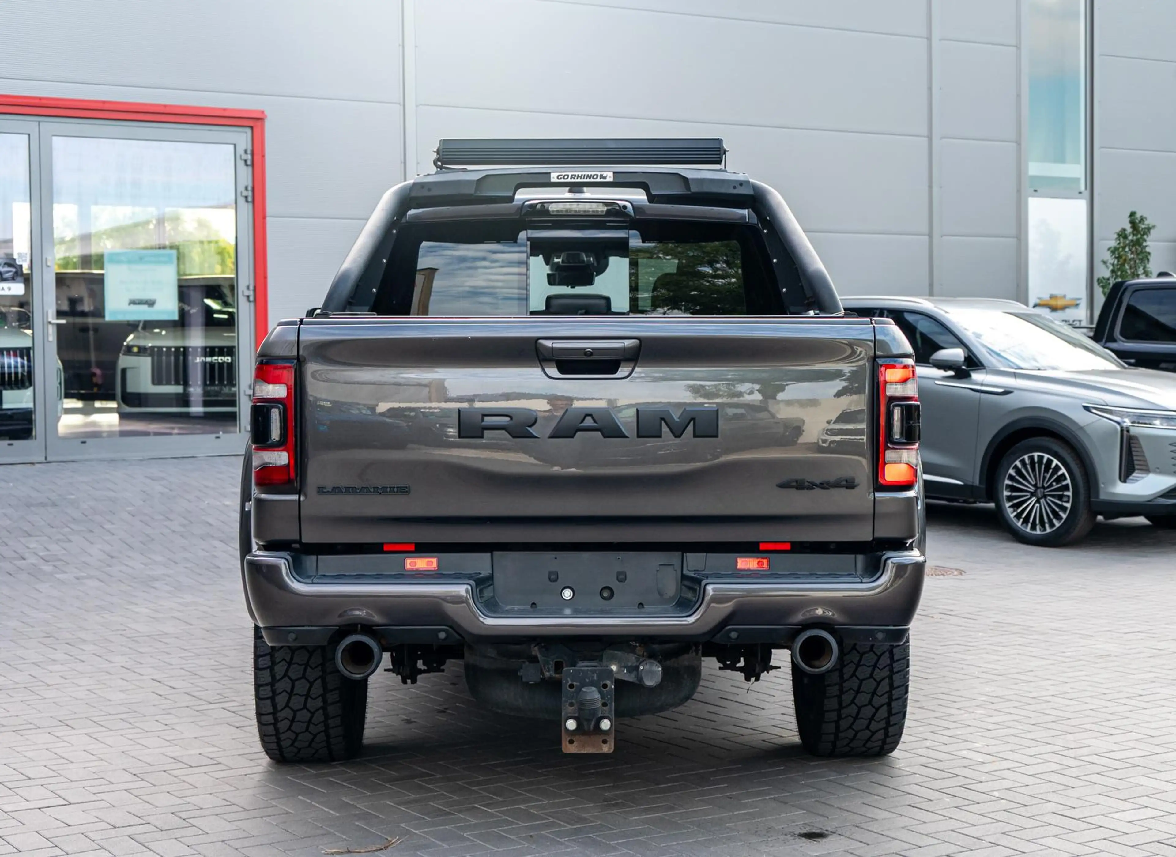 Dodge RAM 5,7l Laramie Night,LPG,LED,Bügel — photo 6