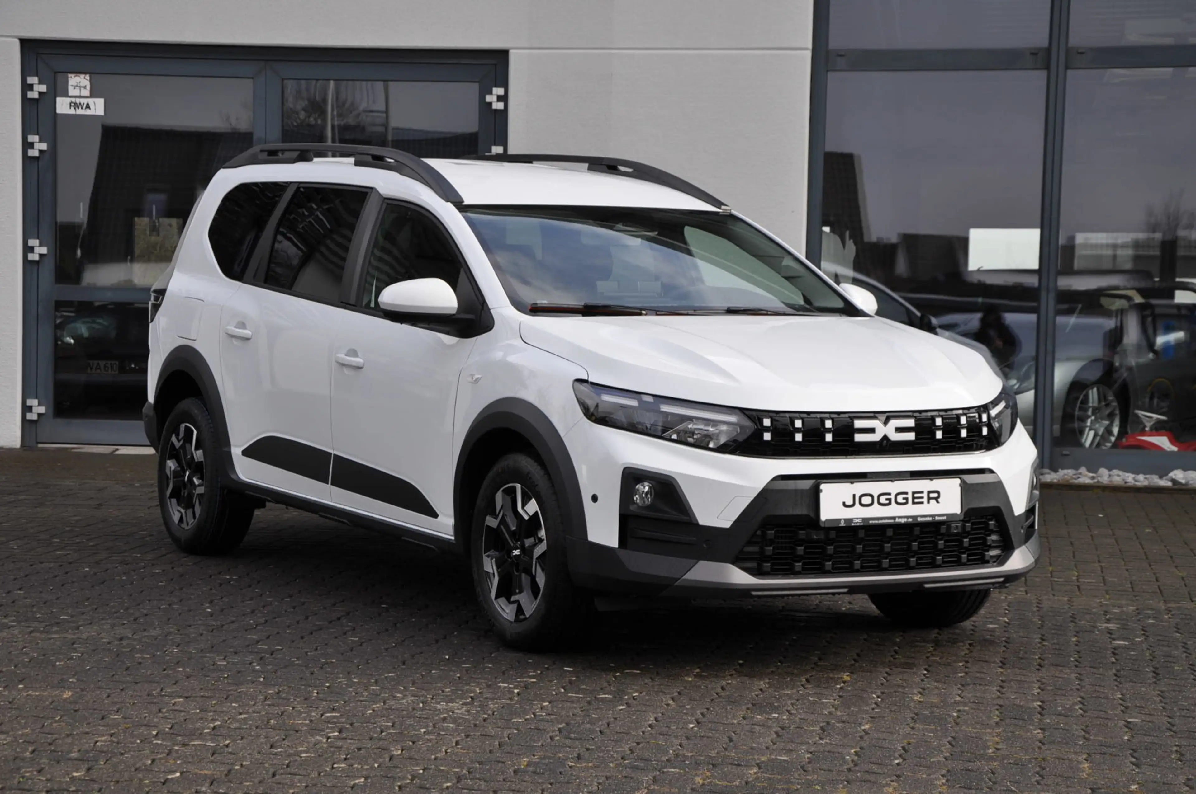 Dacia Jogger Journey TCe 110 *Winterpaket*360°* — photo 4