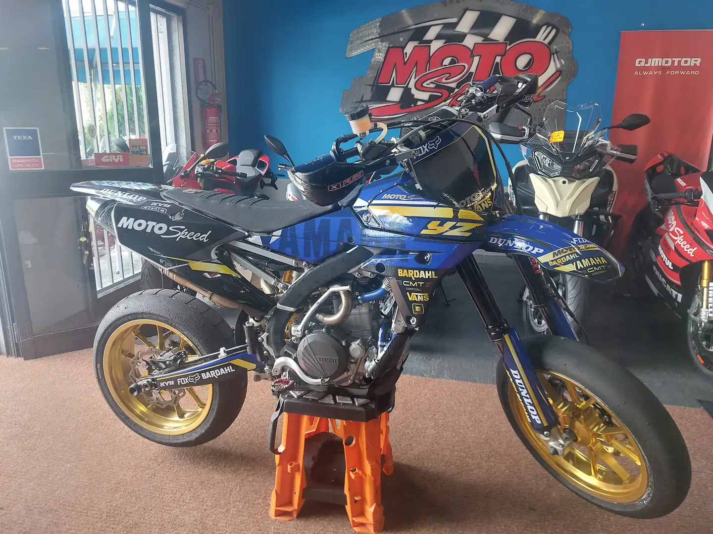 Yamaha YZ 450 plava - 1