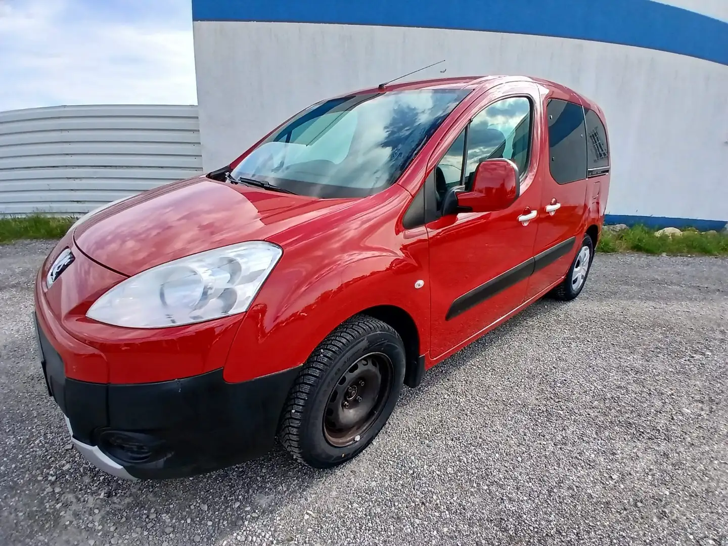 Peugeot Partner Partner Tepee Comfort 1,6 HDi 95 *Pickerl NEU* Rot - 1