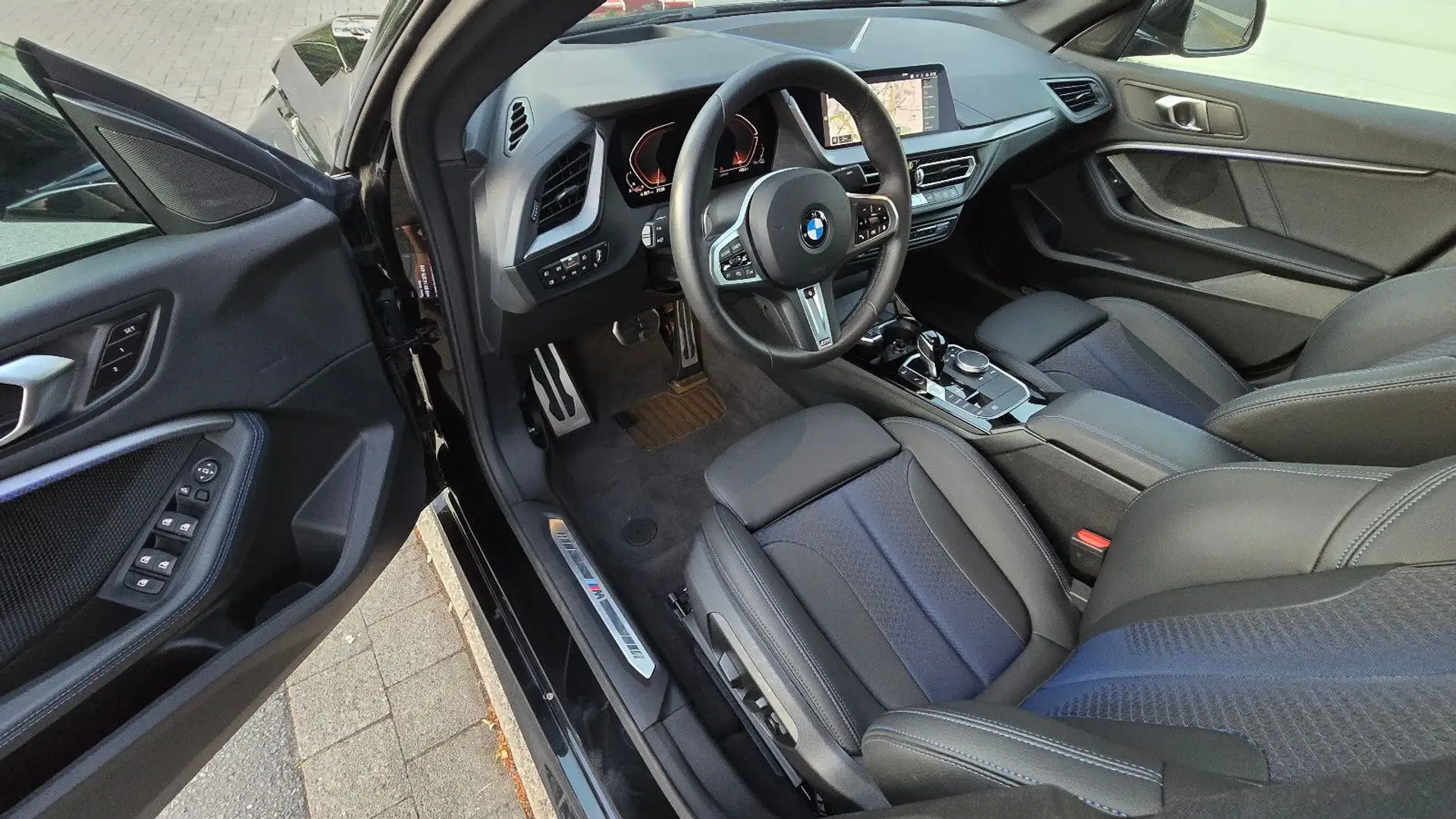 BMW 218i Gran Coupé M Sport Memory Head-UP ACC Kamer Noir - 2
