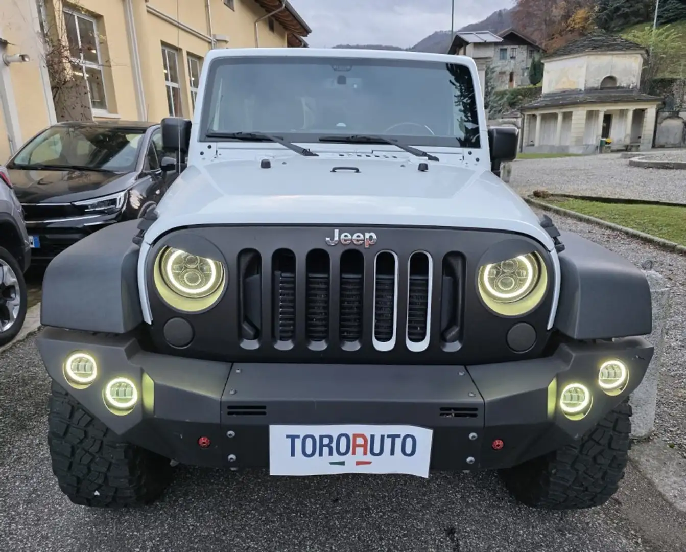 Jeep Wrangler Unlimited 2.8 CRD DPF Rubicon Auto Білий - 2