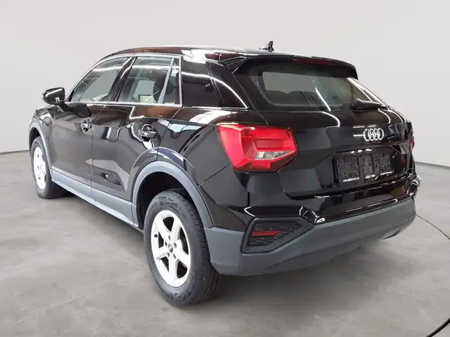 Audi Q2 view 5