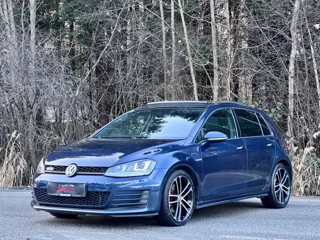 Volkswagen Golf GTD GTD 2.0 TDI PANORAMA*NAVI*BI-XENON*SOUND-PAKET*