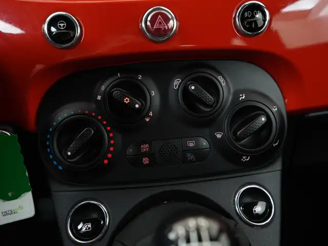 Fiat 500 view 11