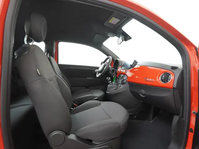 Fiat 500 view 3