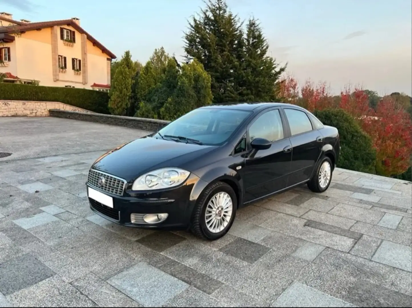 Fiat Linea Línea 1.6Mjt My Life My Life Schwarz - 1
