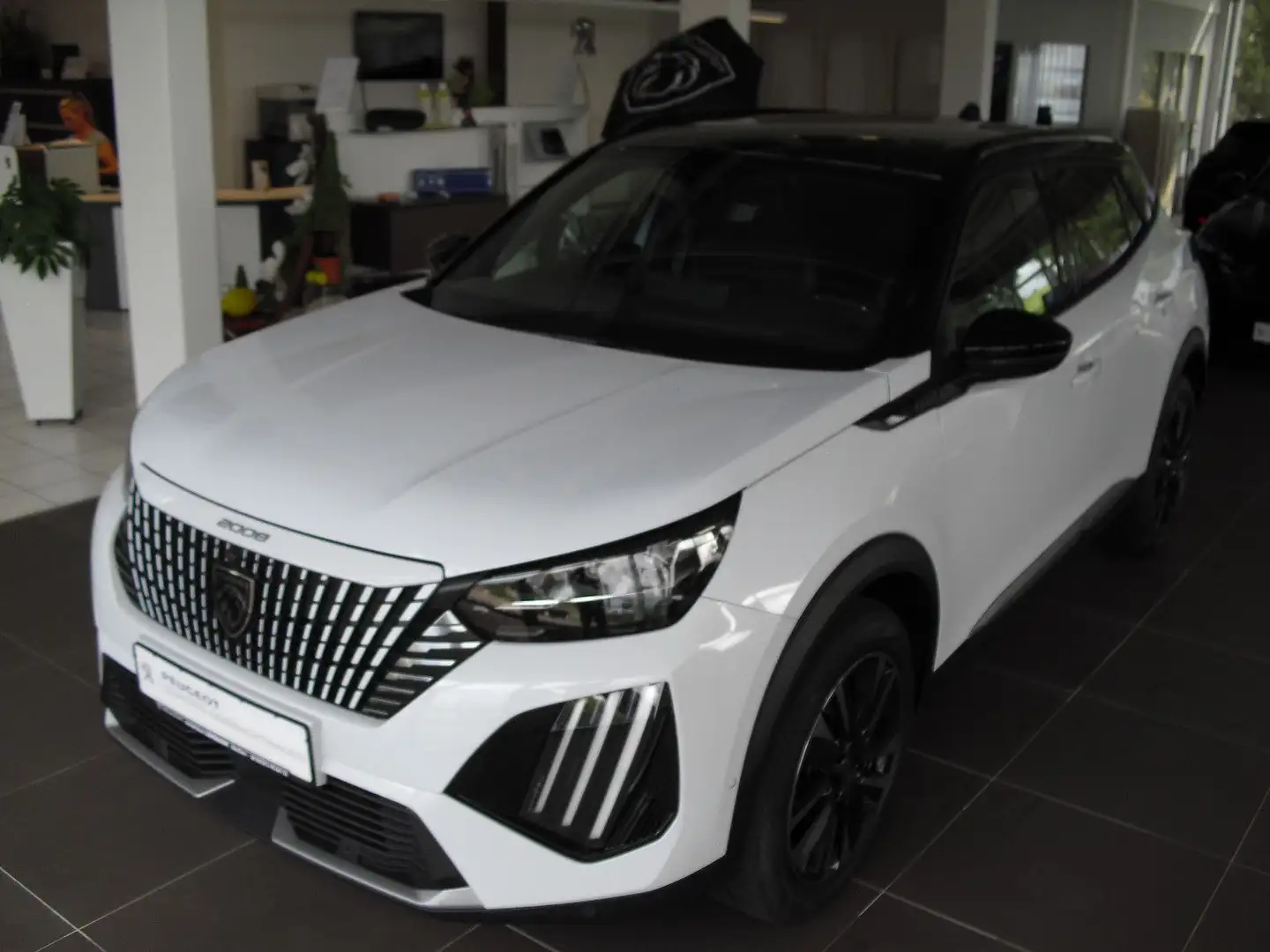 Peugeot 2008 GT*Panodach*360°Kamera*Alcantara*SHZ* Blanc - 1