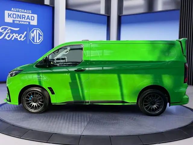 Ford Transit Custom view 3