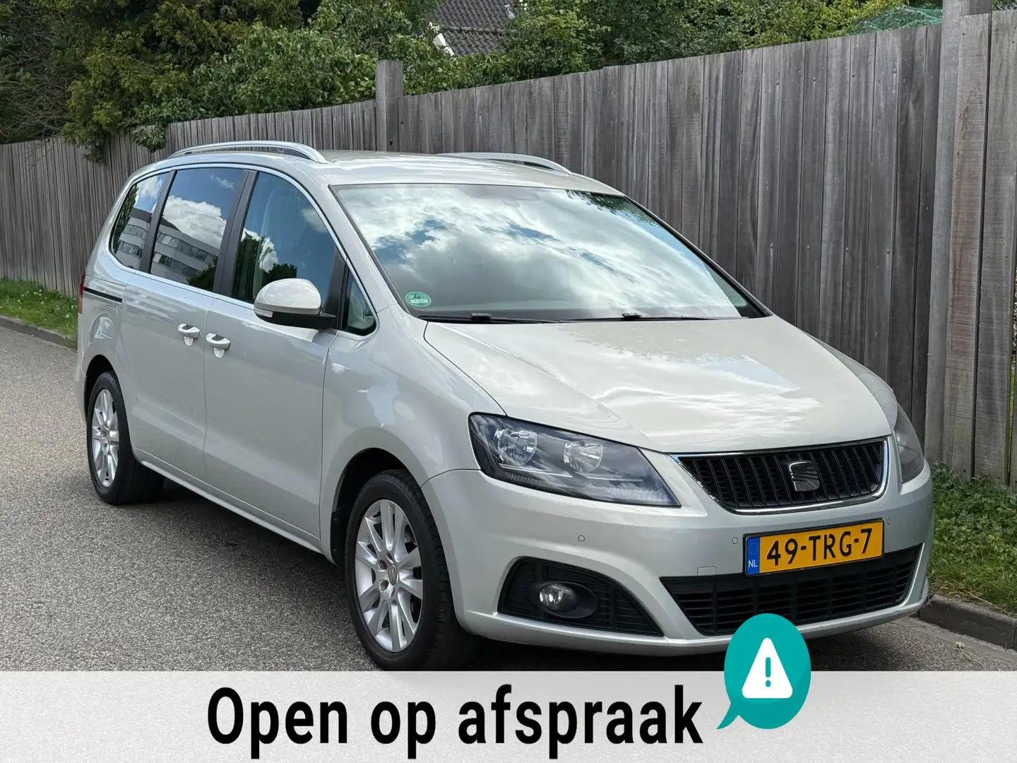 SEAT Alhambra 1.4 TSI DSG Automaat Style 7p Trekhaak NAP! Grijs - 2