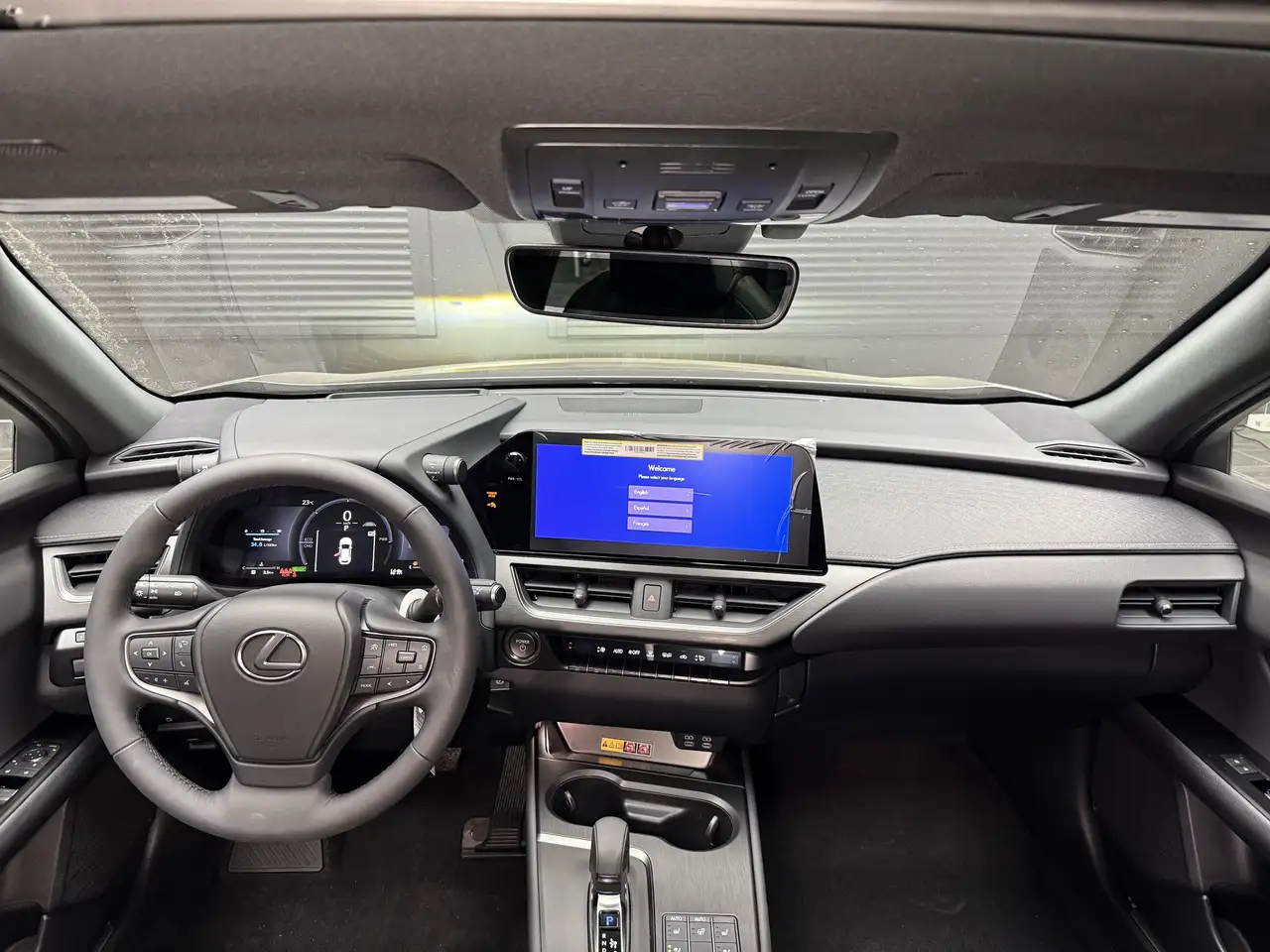 Lexus UX снимка Lexus UX