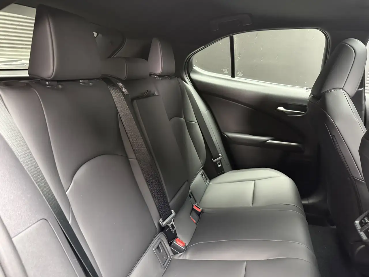 Lexus UX снимка Lexus UX