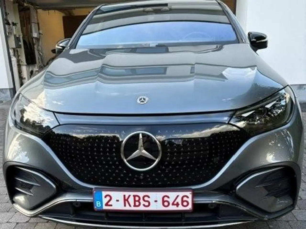 Mercedes-Benz EQE 300