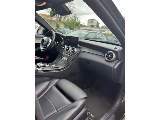 Mercedes-Benz C Class view 7