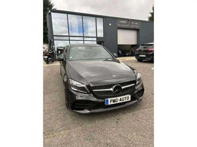 Mercedes-Benz C Class view 2