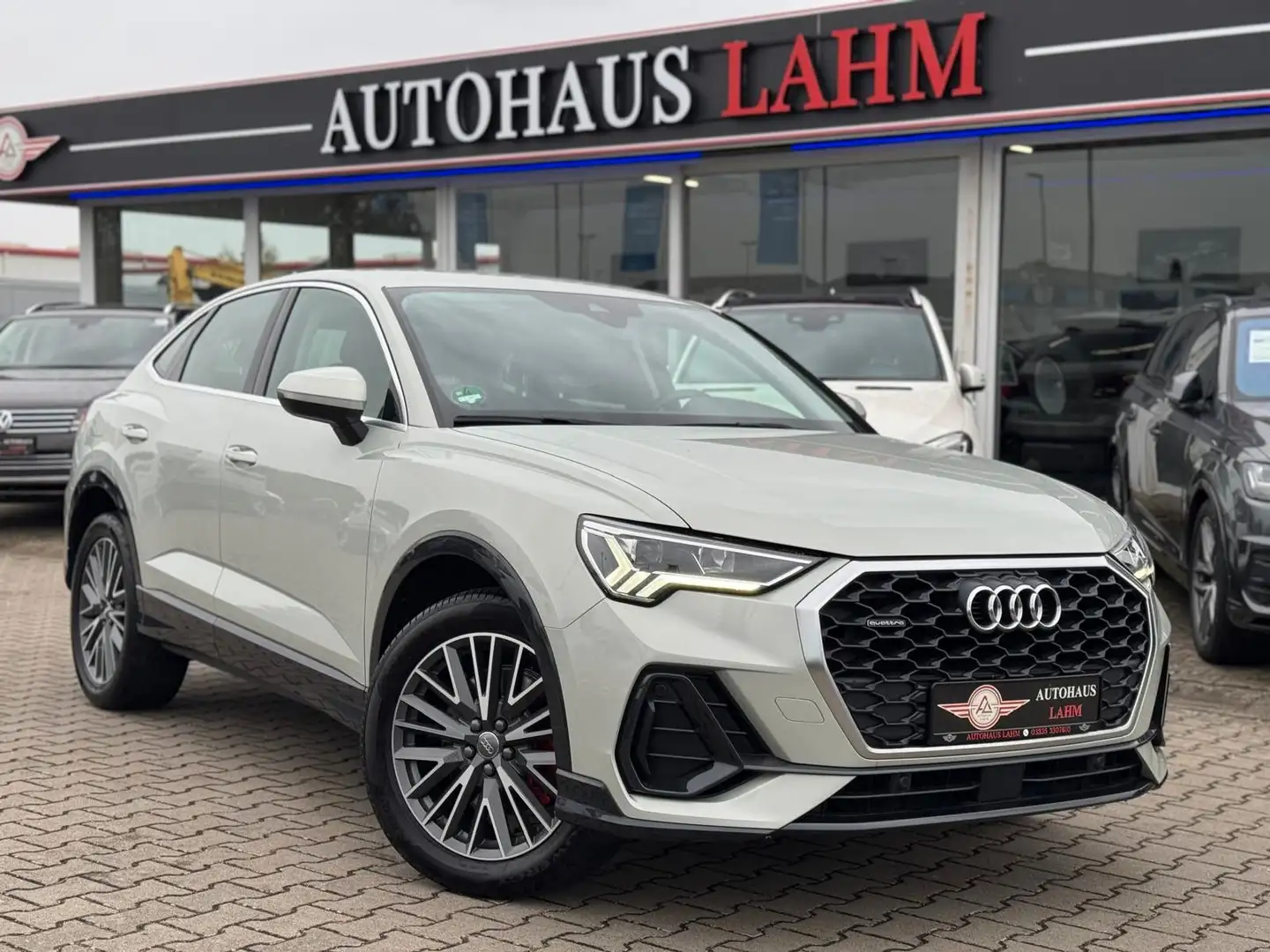 Audi Q3 Sportback 40 TDI quattro S line S-TRONIC"1.Ha Silber - 1