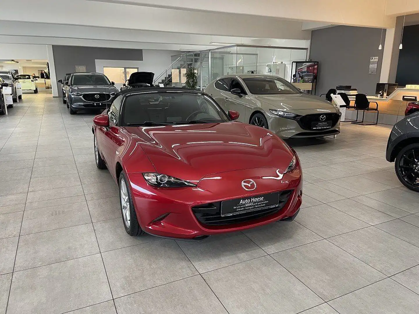 Mazda MX-5 1.5 131PS Center-Line Led,Nav,Touchscreen Rot - 1