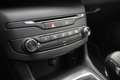 Peugeot 308 BlueHDi 100 S&S SW Active station wagon Weiß - thumbnail 14