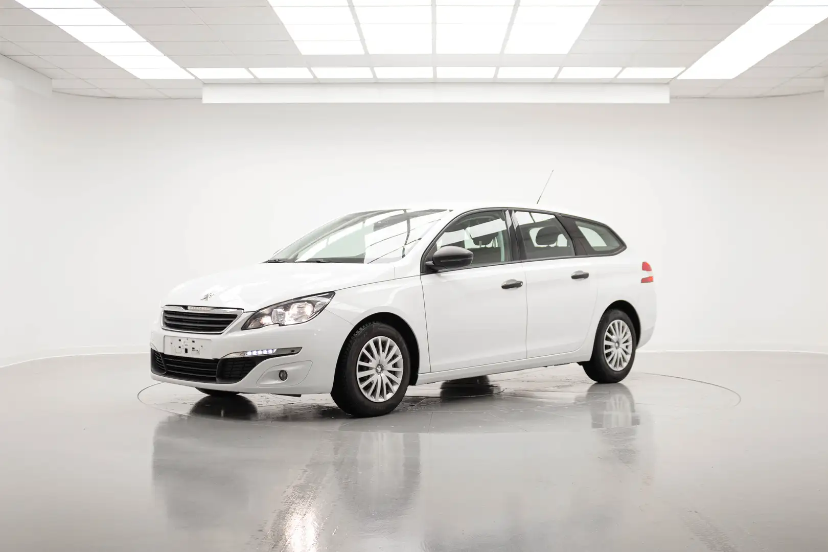 Peugeot 308 BlueHDi 100 S&S SW Active station wagon Weiß - 1