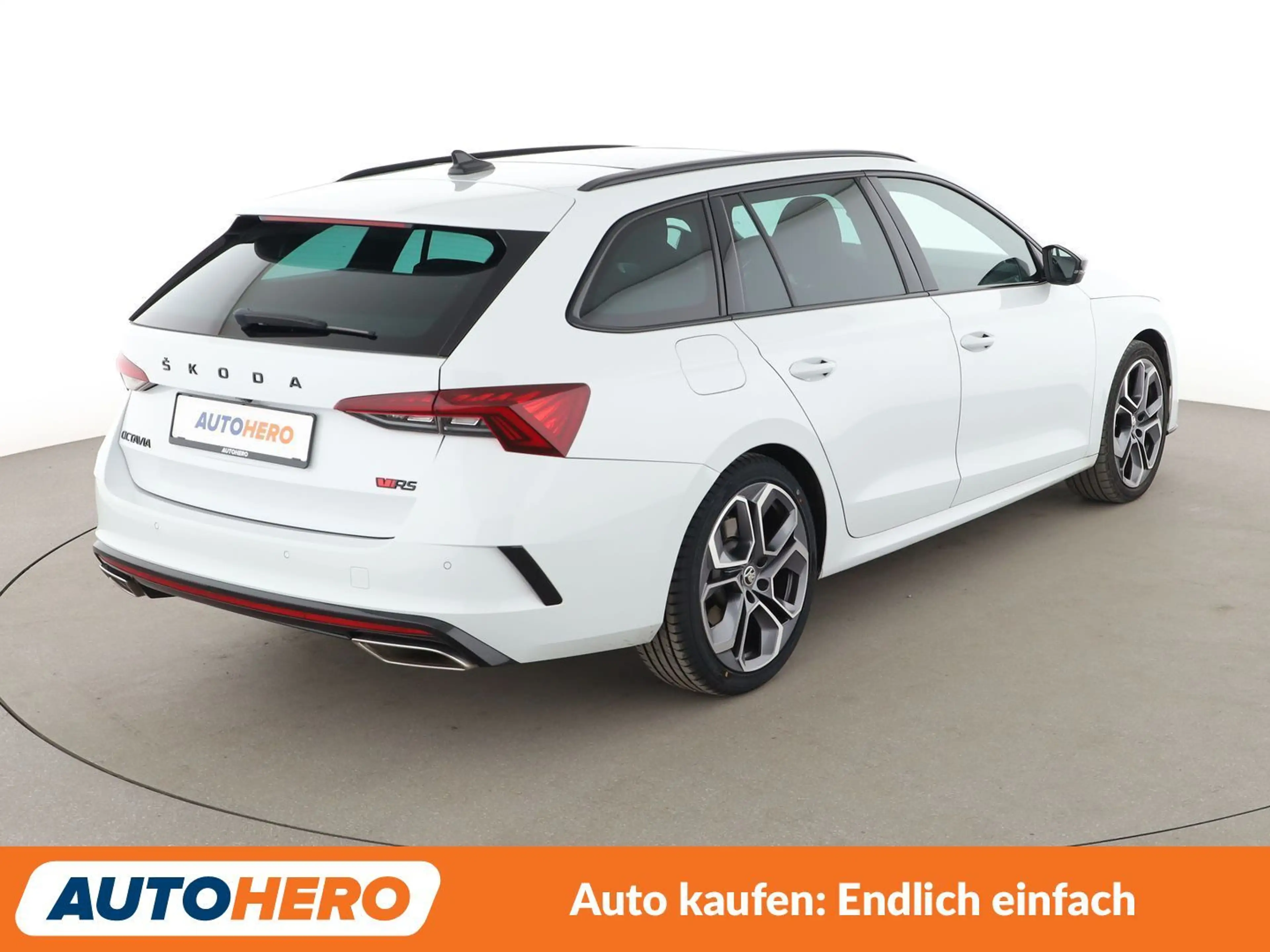 Skoda Octavia 2.0 TSI RS Aut.*NAVI*LED*CAM*TEMPO*SHZ*LHZ*ALU* — photo 6