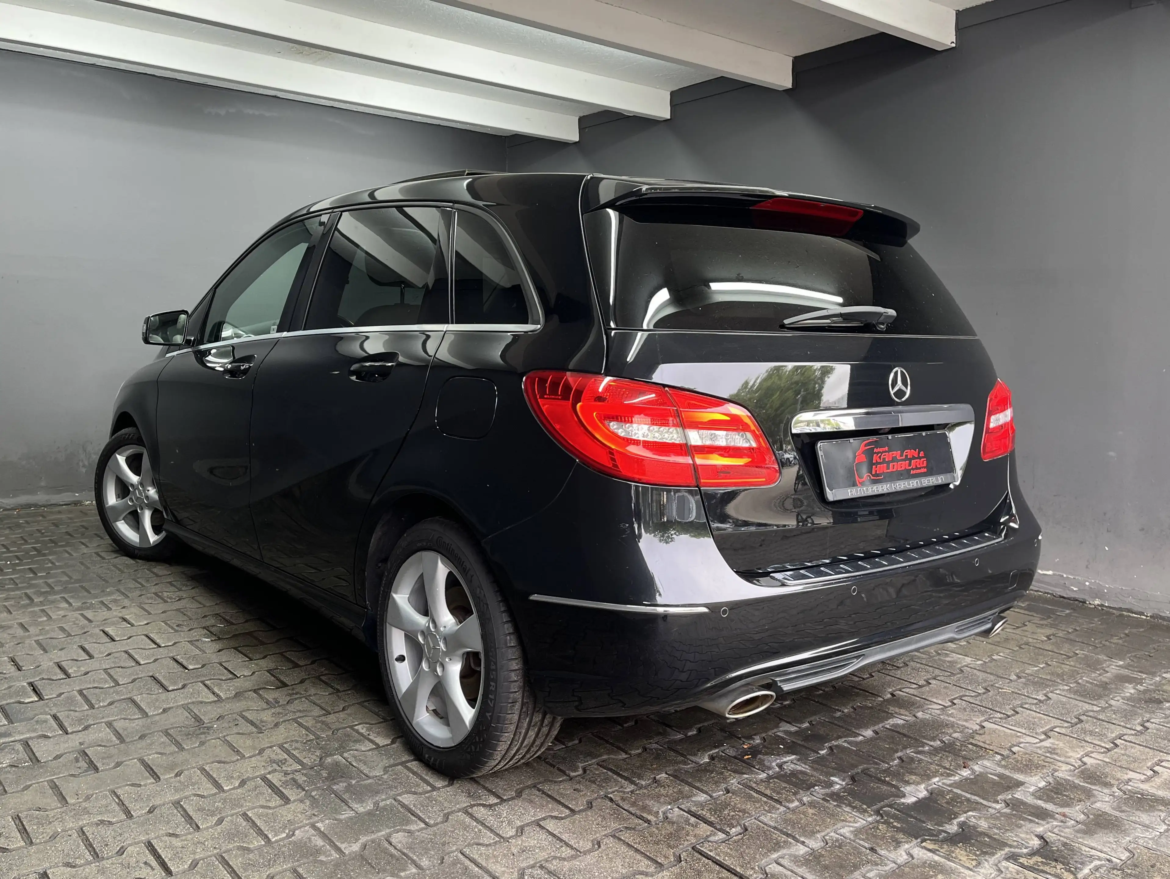 Mercedes-Benz B 200 , AUTOMATIK, NAVI, R-KAMERA, PANO, LED — photo 6