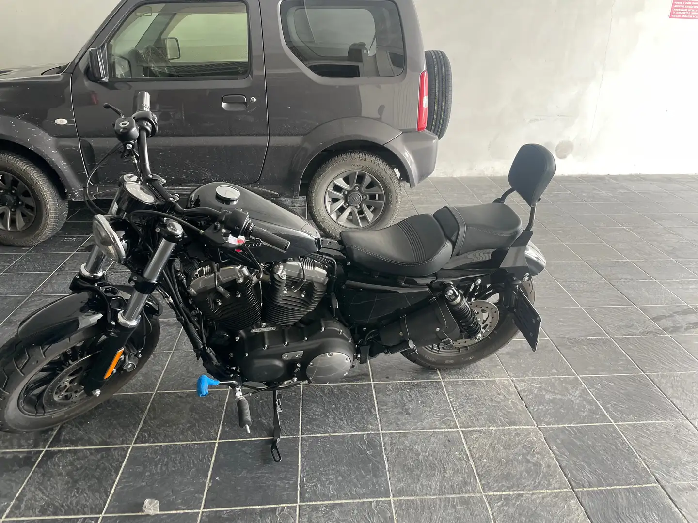 Harley-Davidson Sportster Forty Eight Černá - 2