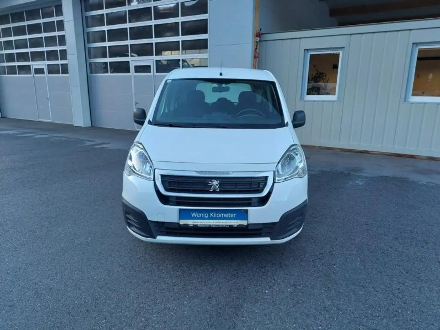 Peugeot Partner Tepee Active 1,6 HDI wenig KM Weiß - 2