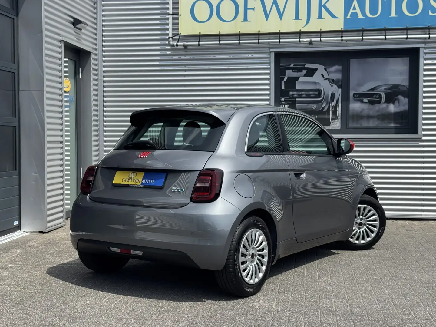Fiat 500 RED 42 kWh Clima Navi CarPlay Cruise-Control  Led Grijs - 2