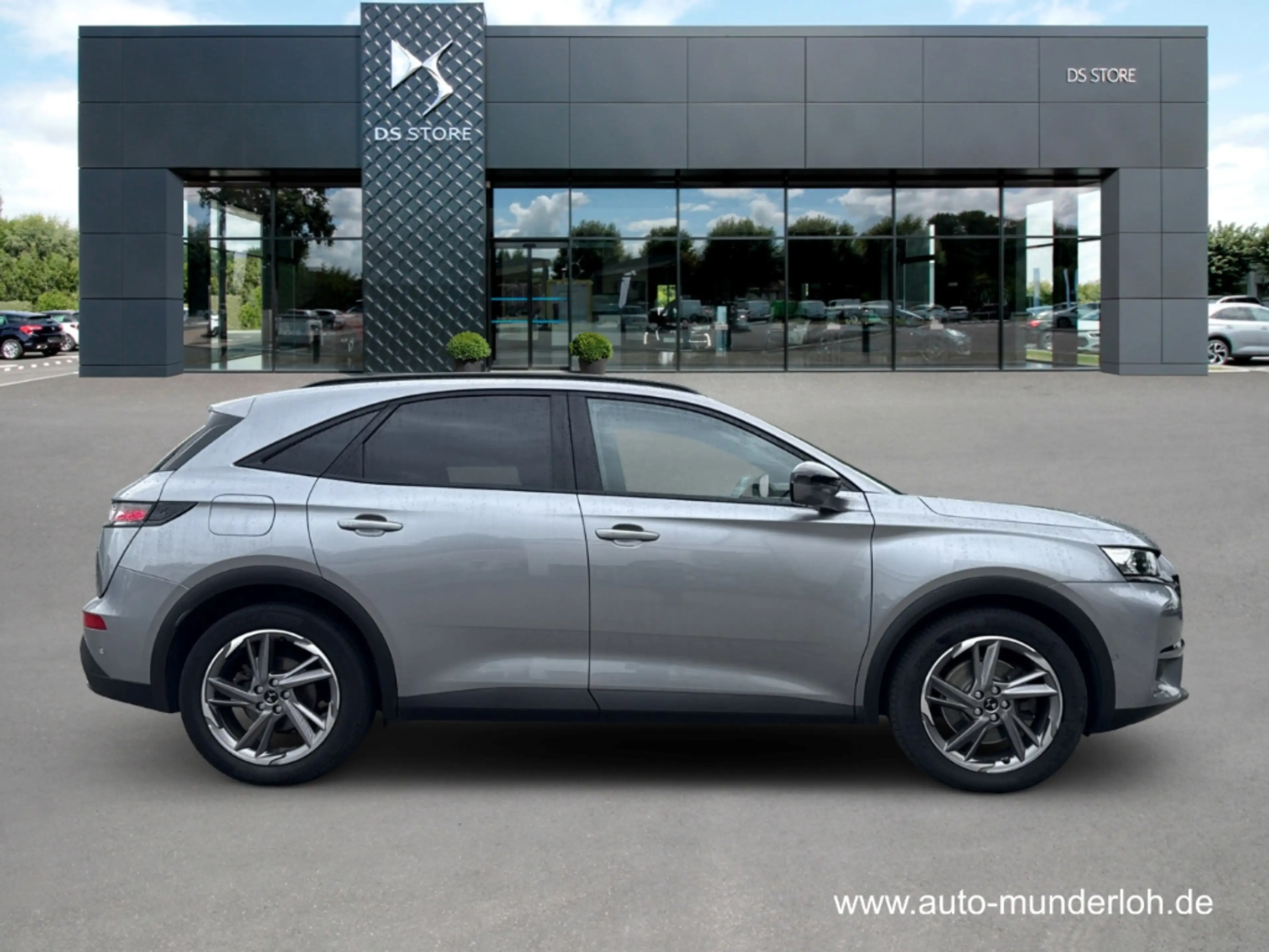 DS Automobiles DS 7 E-Tense 225 Ligne Noir Plug-In LEDER NAVI LED-ACTI — photo 4