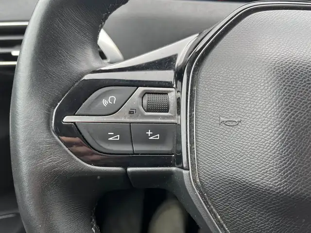 Peugeot 3008 view 10