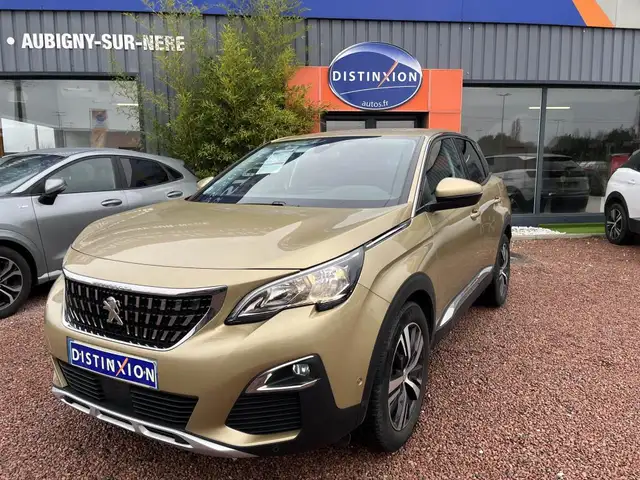 Peugeot 3008 view 2