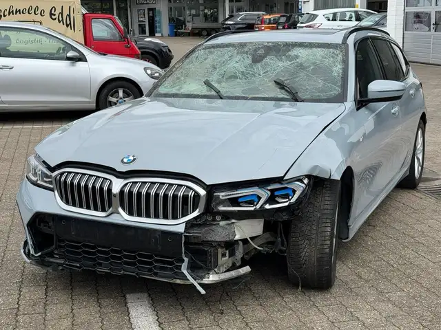 Bmw 320 d xDrive M Sport H&K LED