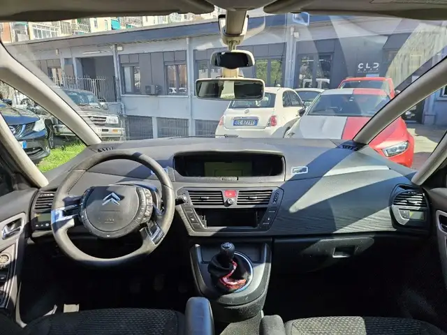 Citroen C4 Picasso view 8