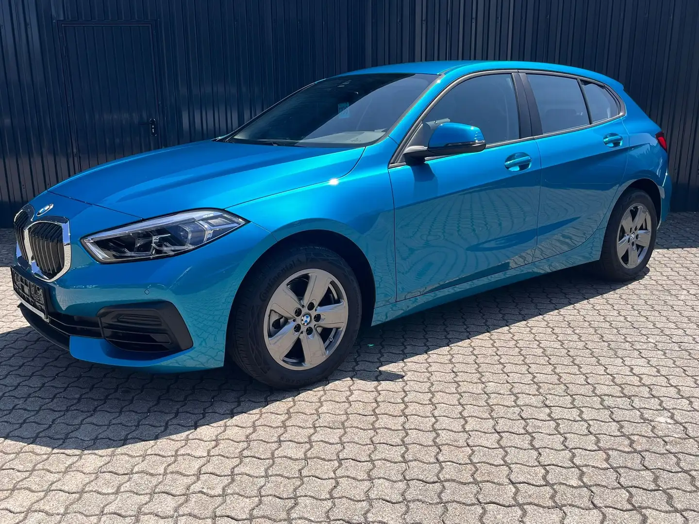 BMW 116 i 5-Türer/ Leder/Lenkradheiz/LED/Navi/CarPlay Blau - 2