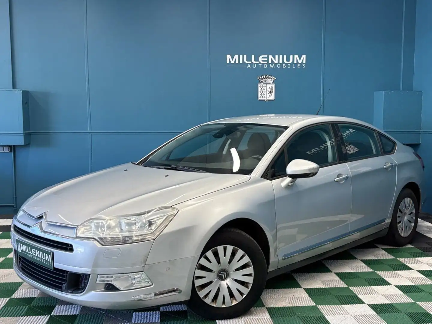 Citroen C5 2.0 HDI138 FAP CONFORT BVA Gris - 1