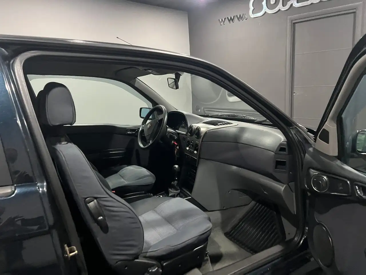 Alfa Romeo 145 1.9 JTD cat, foto 10